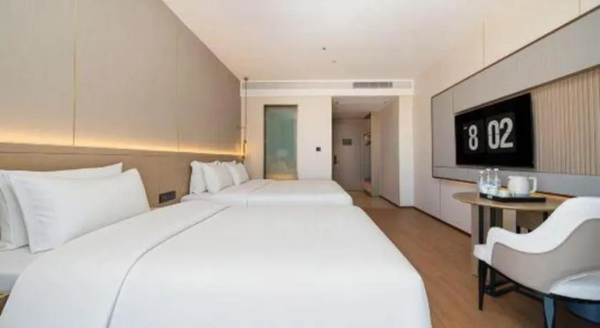 Bed in Lavande Hotel·Dongxing Port