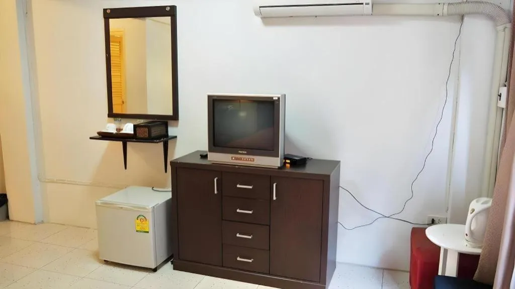 The Boss Sathorn Hotel