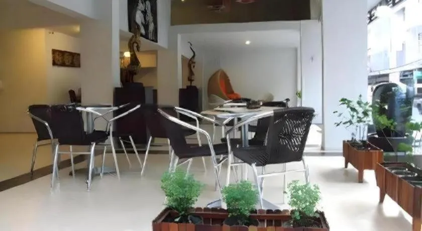 The Boss Sathorn Hotel