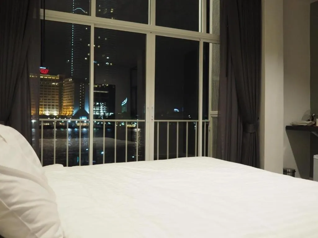 Bed in KOWTHA RIVERTEL