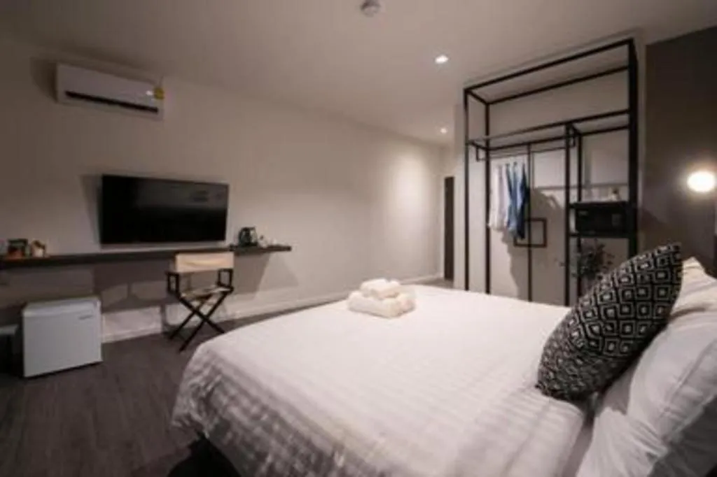 Bed in KOWTHA RIVERTEL