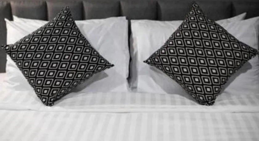 Bed in KOWTHA RIVERTEL