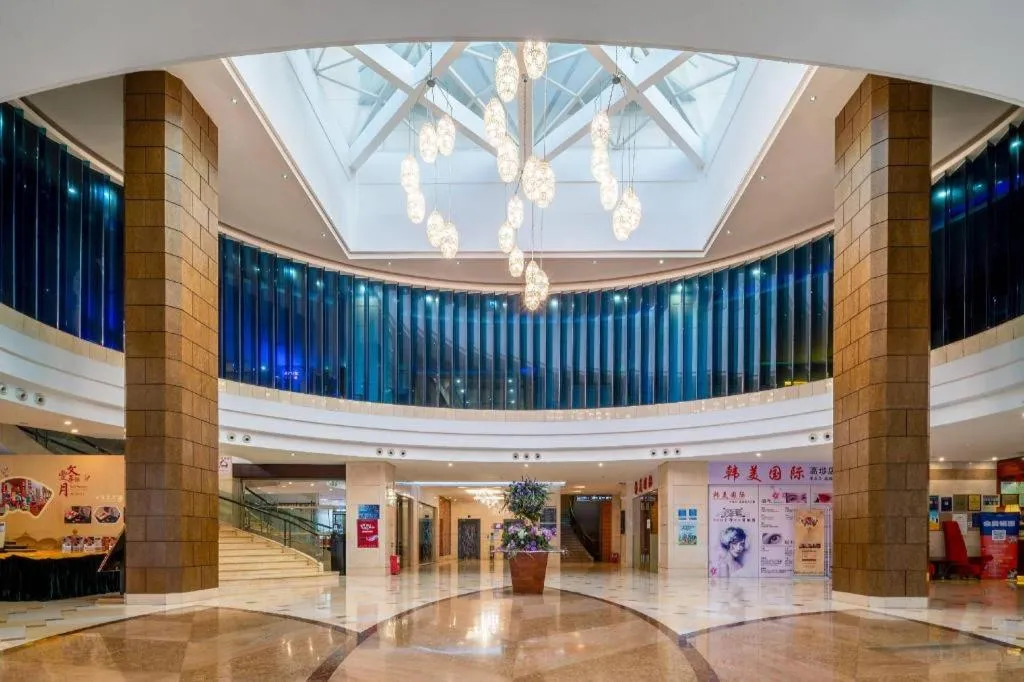 Chinflux Mandarin Hotel