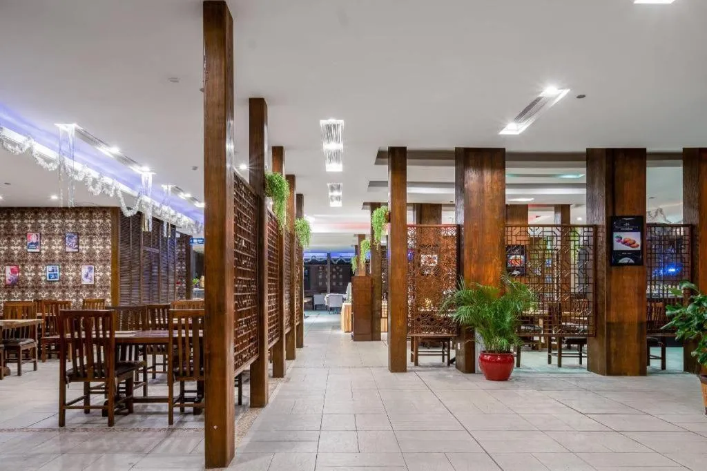 Chinflux Mandarin Hotel