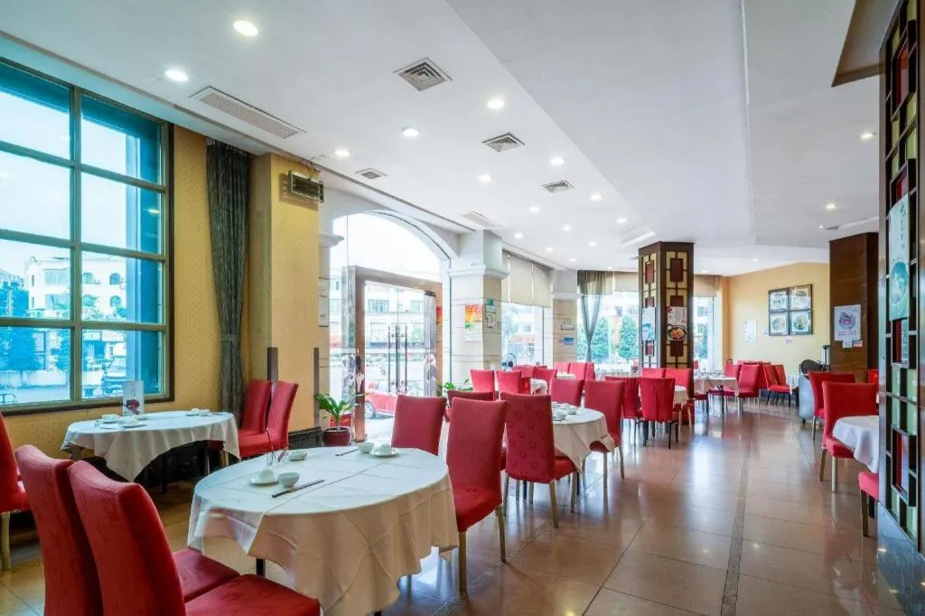 Chinflux Mandarin Hotel