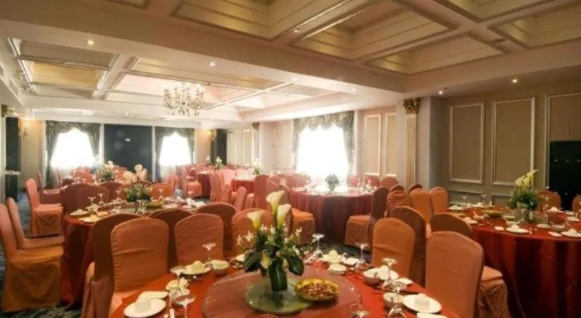 Chinflux Mandarin Hotel