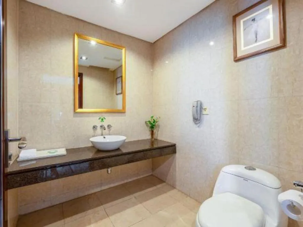 Chinflux Mandarin Hotel