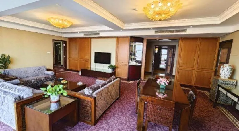 Chinflux Mandarin Hotel