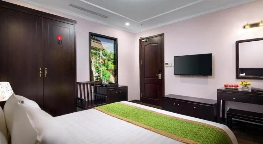 Bed in Binh Anh Hotel Hanoi