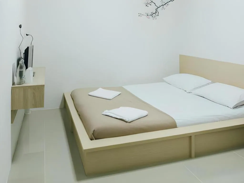 Bed in Cheaper Room
