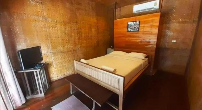 Bed in Tayan Resort Kanchanaburi