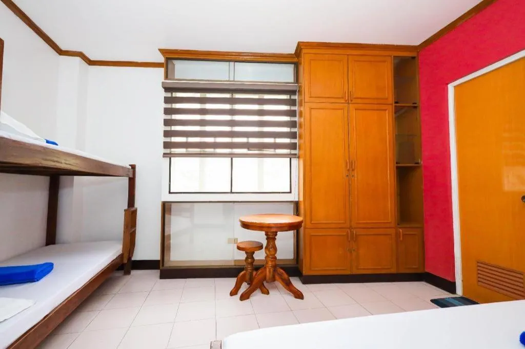 Bed in Mayon Backpackers Hostel