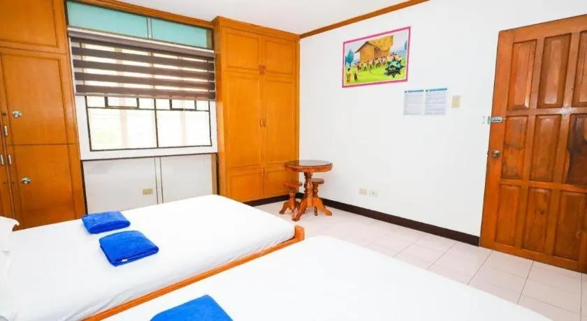 Bed in Mayon Backpackers Hostel