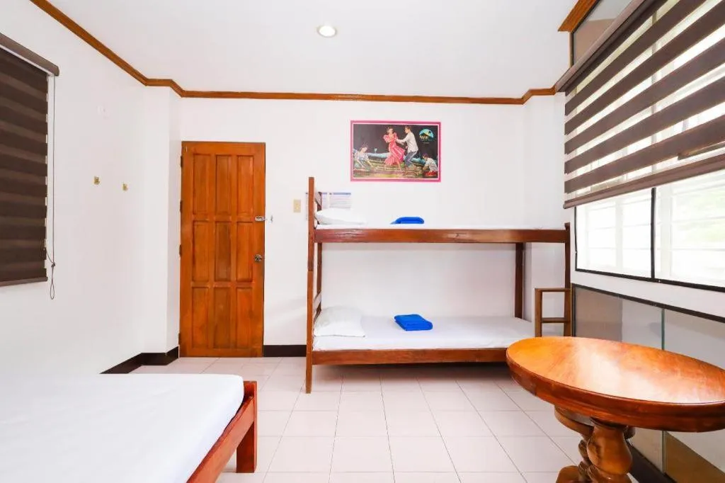 Bed in Mayon Backpackers Hostel