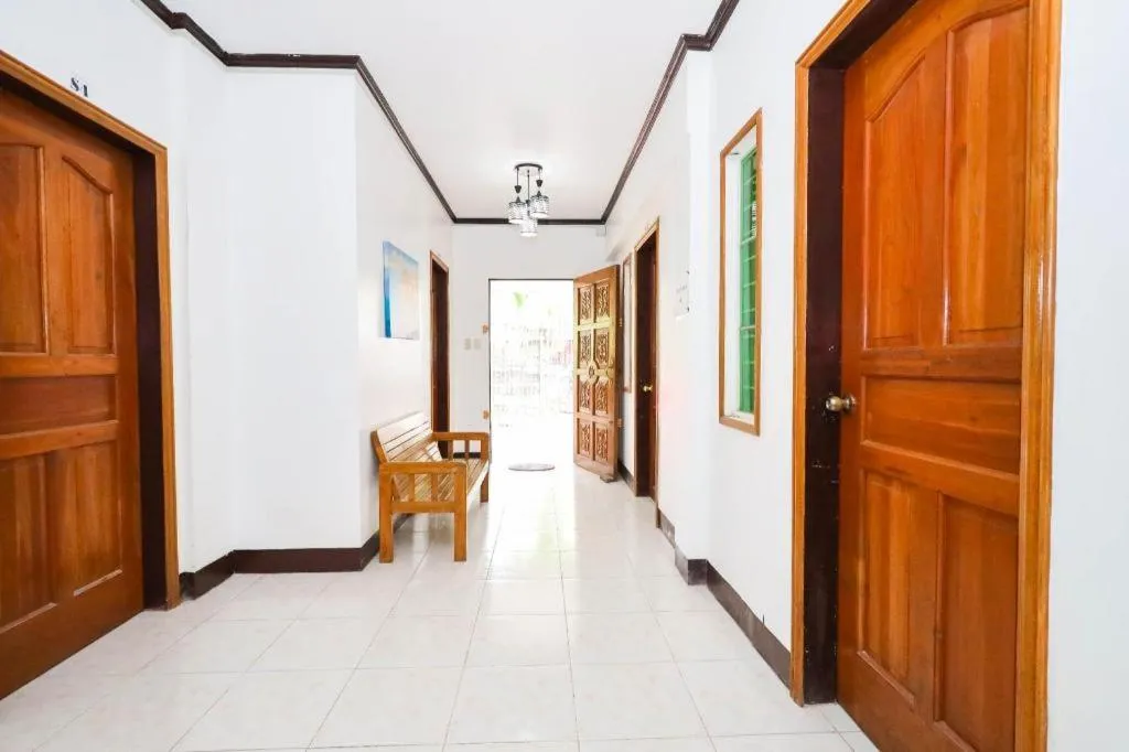 Mayon Backpackers Hostel