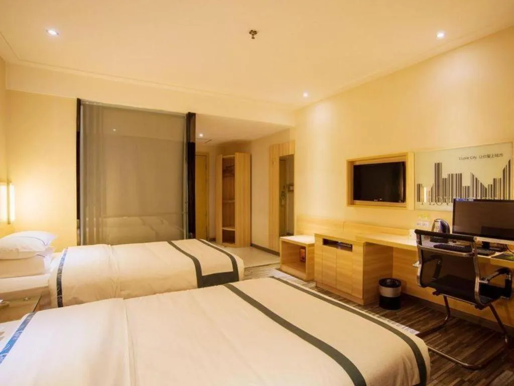 Bed in City Comfort Inn Hechi Nandan