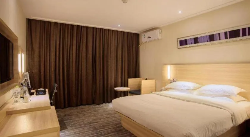 Bed in City Comfort Inn Hechi Nandan