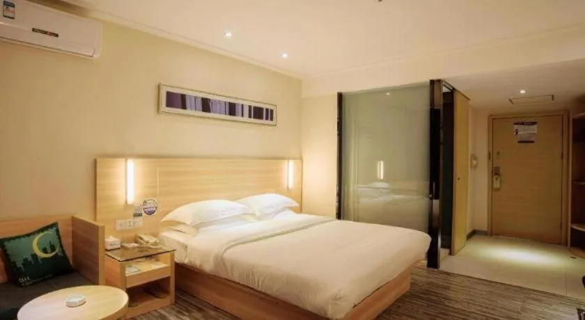 Bed in City Comfort Inn Hechi Nandan