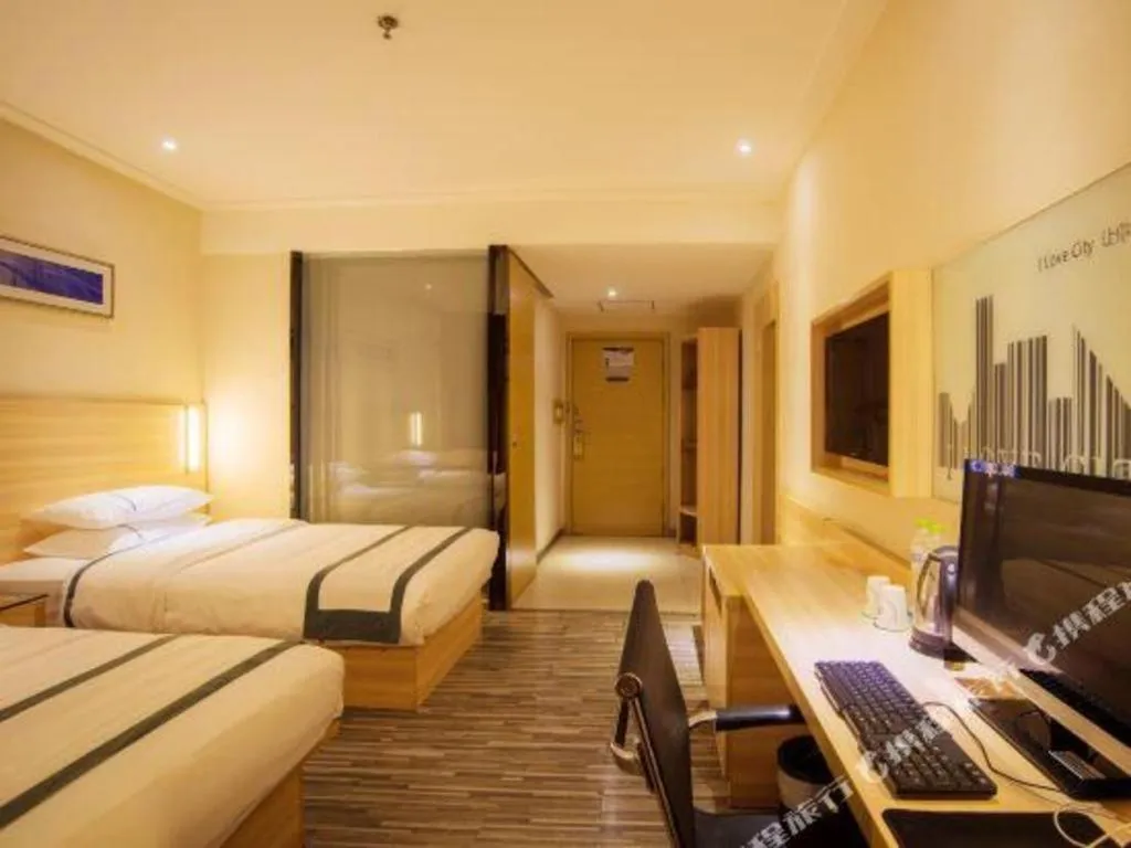 Bed in City Comfort Inn Hechi Nandan