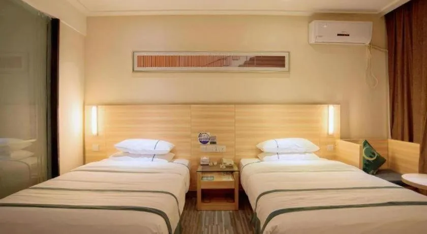 Bed in City Comfort Inn Hechi Nandan