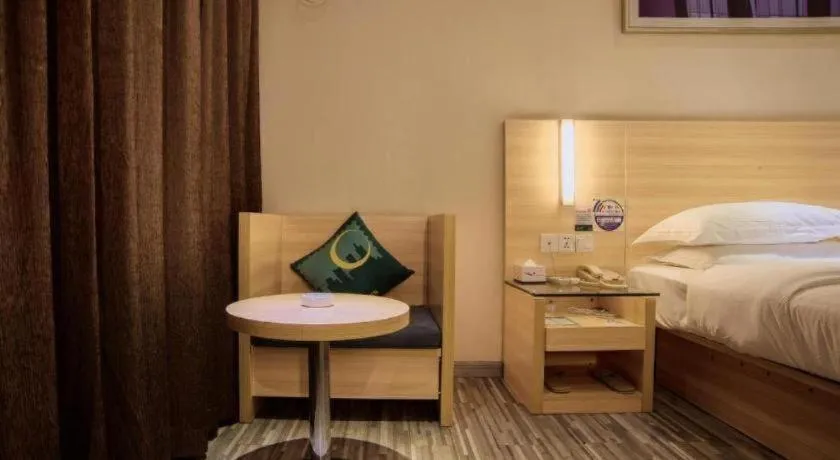 Bed in City Comfort Inn Hechi Nandan