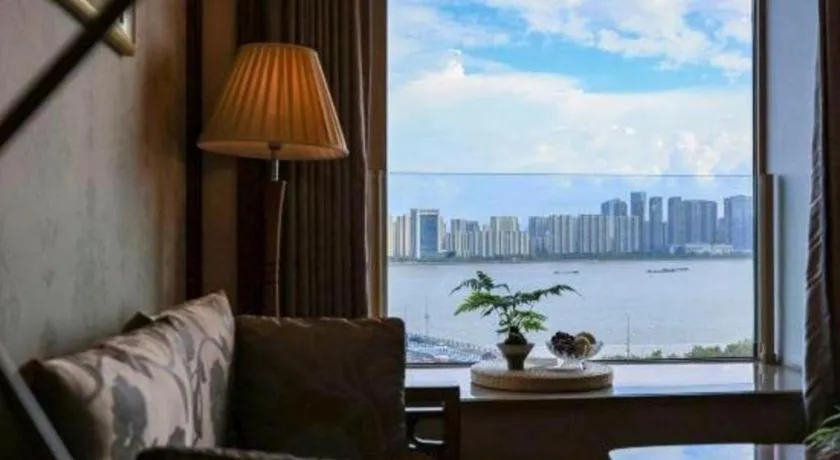 Hangzhou Lingtao Pavilion Hotel