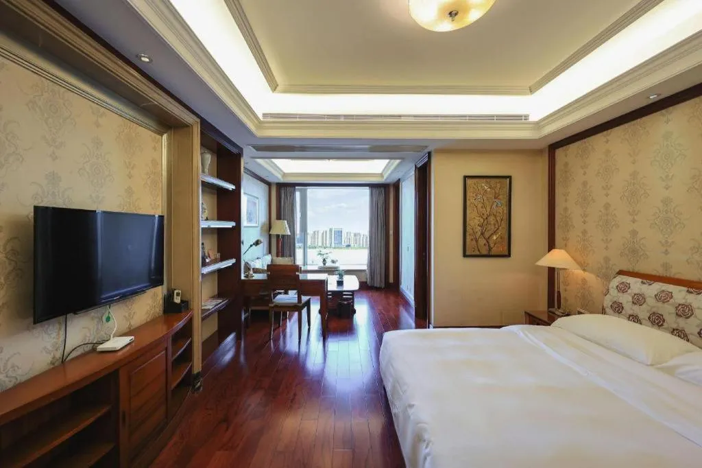 Bed in Hangzhou Lingtao Pavilion Hotel