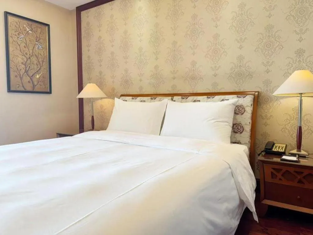 Bed in Hangzhou Lingtao Pavilion Hotel