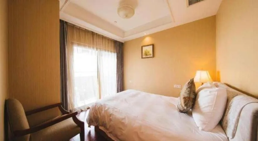 Bed in Hangzhou Lingtao Pavilion Hotel