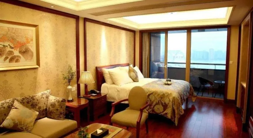Bed in Hangzhou Lingtao Pavilion Hotel