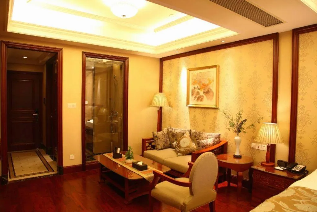 Hangzhou Lingtao Pavilion Hotel