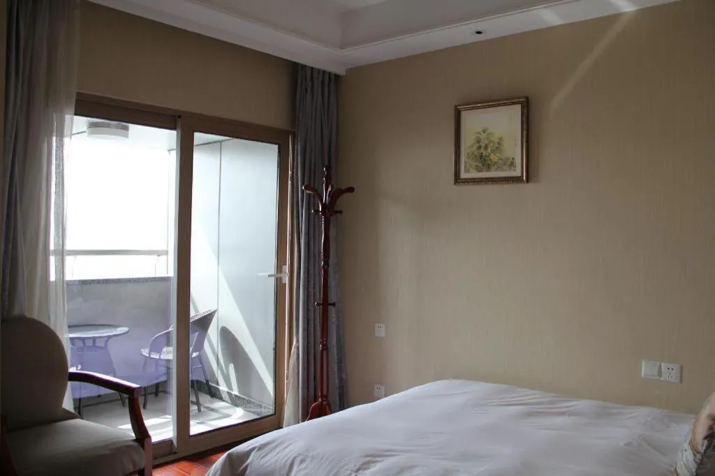 Bed in Hangzhou Lingtao Pavilion Hotel