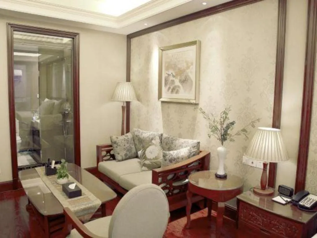 Hangzhou Lingtao Pavilion Hotel