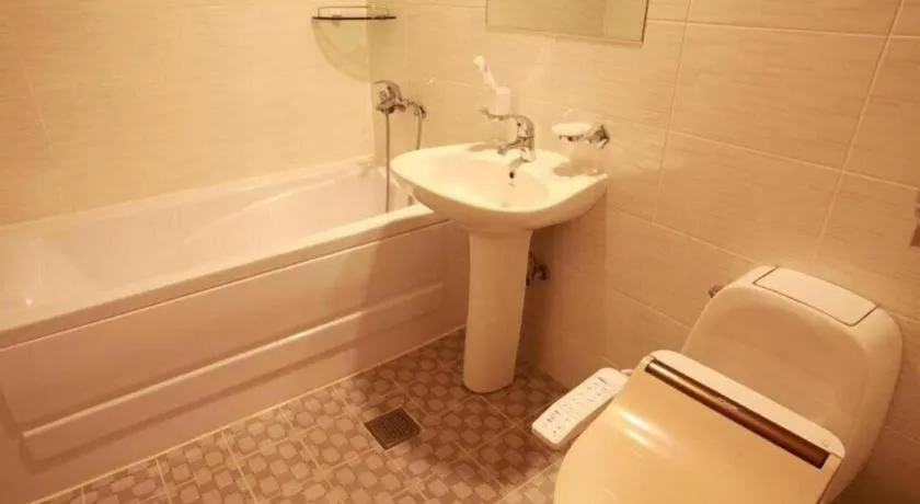 Goodstay Lanuit Hotel