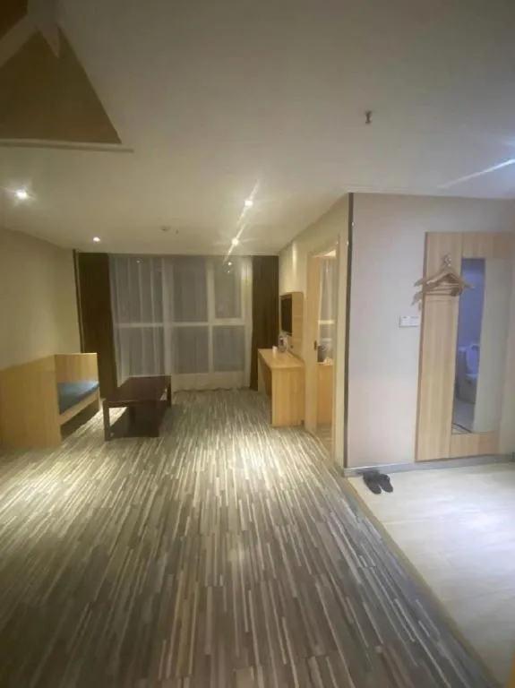 City Comfort Inn Wuhan Hankou Railway Station West Square