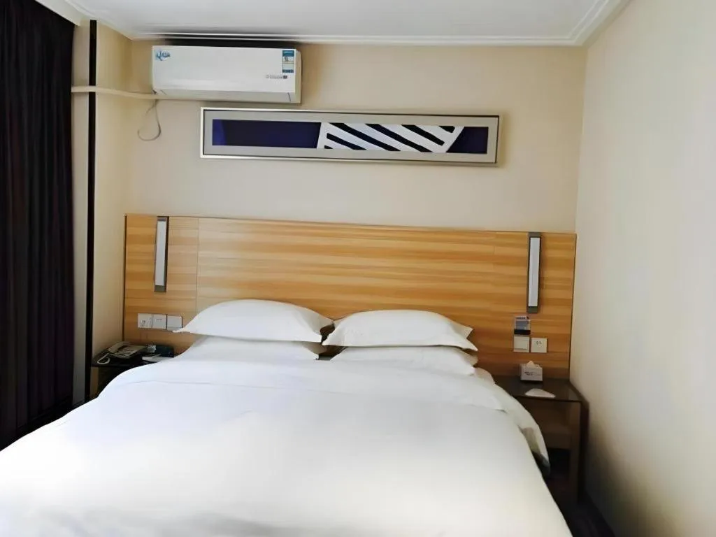 Bed in City Comfort Inn Wuhan Hankou Railway Station West Square