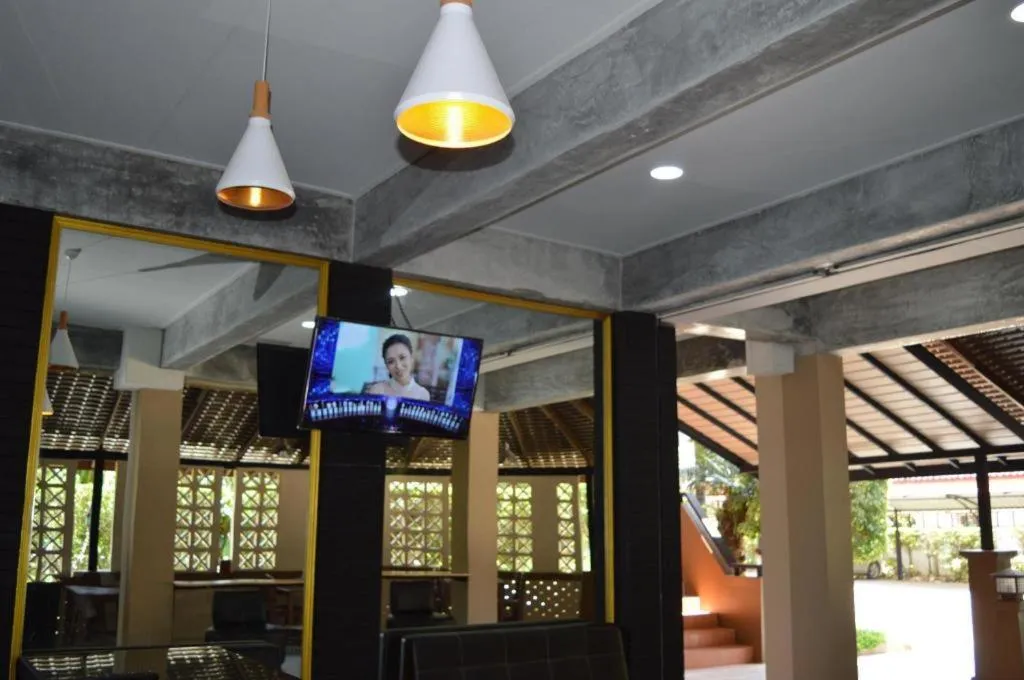 B Square Hotel at Khanom