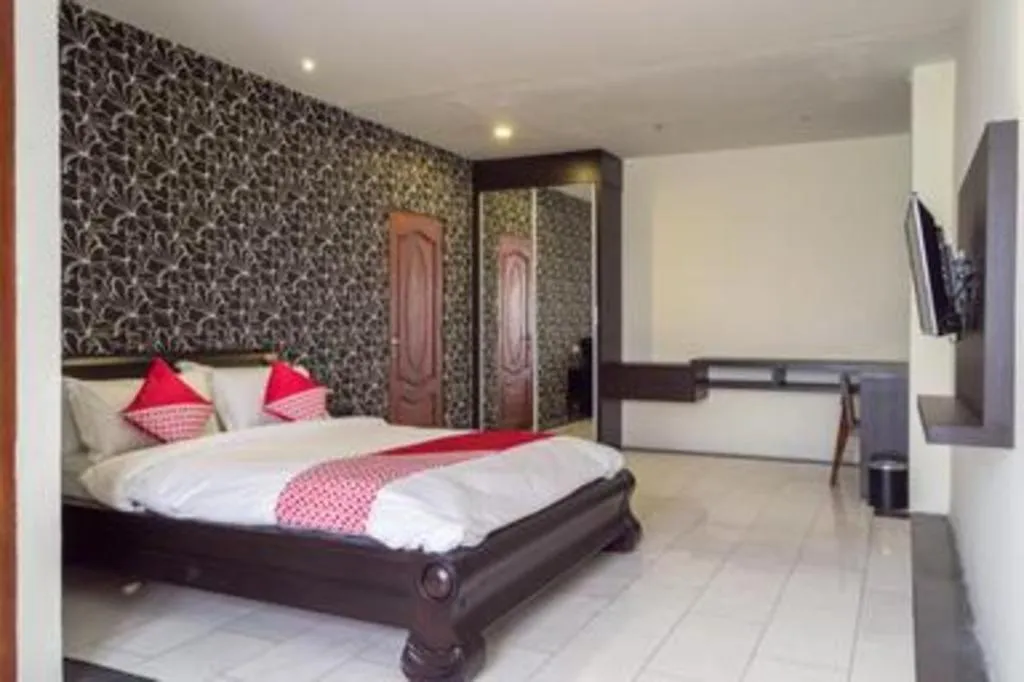 Bed in Nipah Island Resort