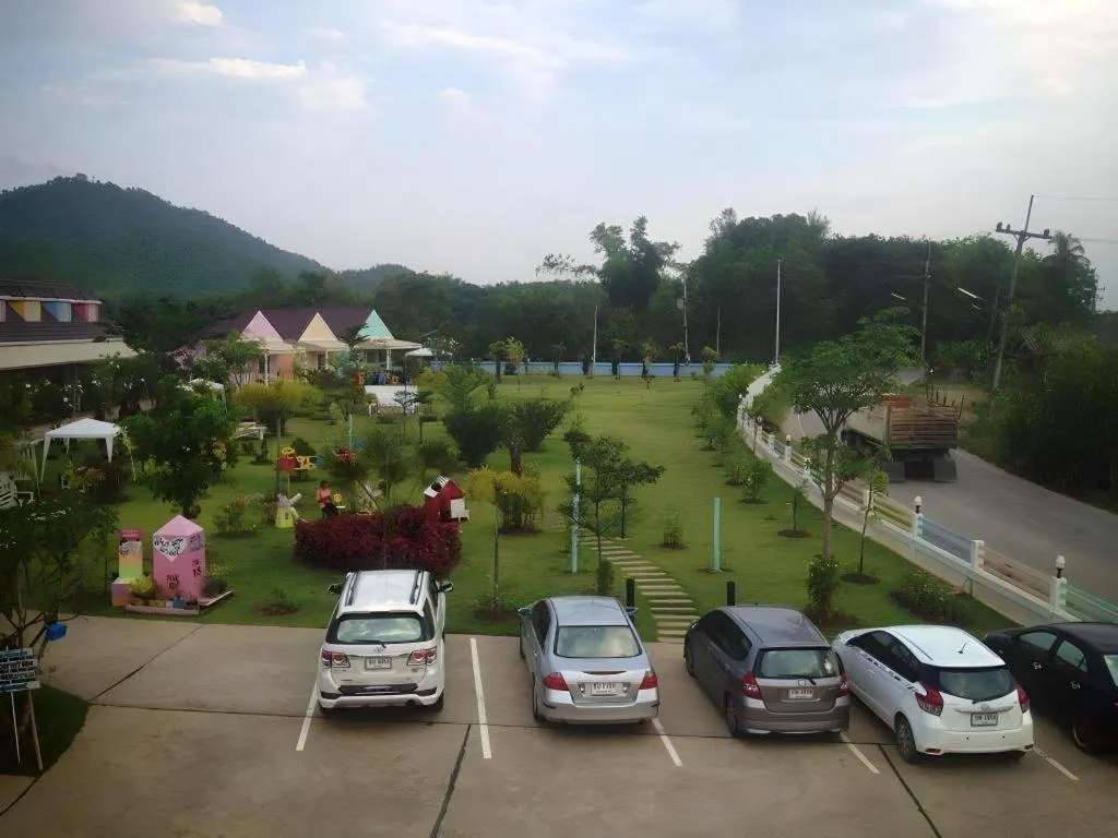 Chiangkhan Gallery Resort