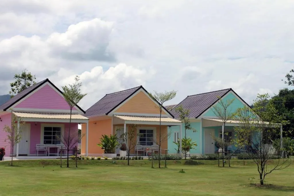 Chiangkhan Gallery Resort