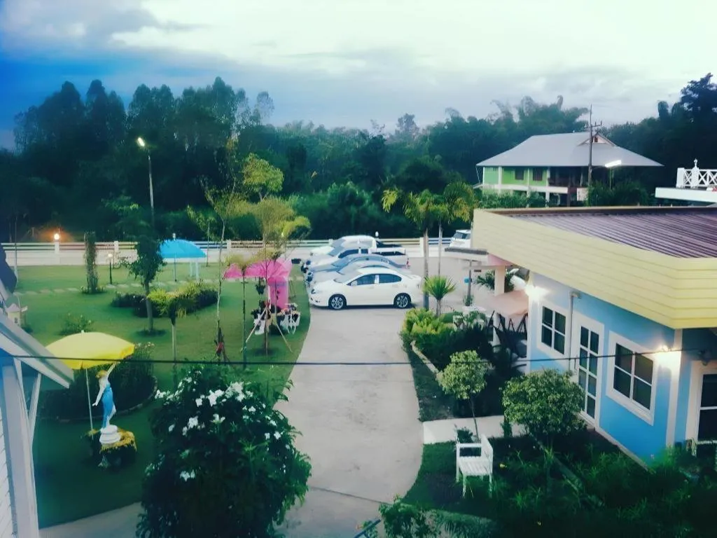 Chiangkhan Gallery Resort