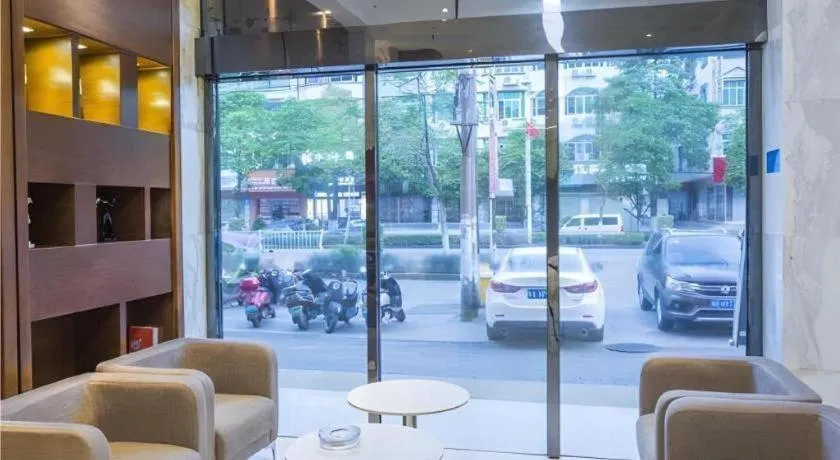 City Comfort Inn Dongxing National Trade Port