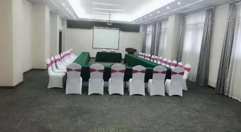 James Joyce Coffetel Qinhuangdao Taiyangcheng Wenhua Road James Joyce Coffetel Qinhuangdao Taiyangcheng Wenhua Road