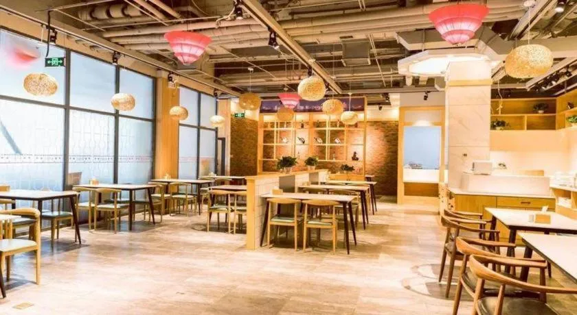 James Joyce Coffetel Qinhuangdao Taiyangcheng Wenhua Road