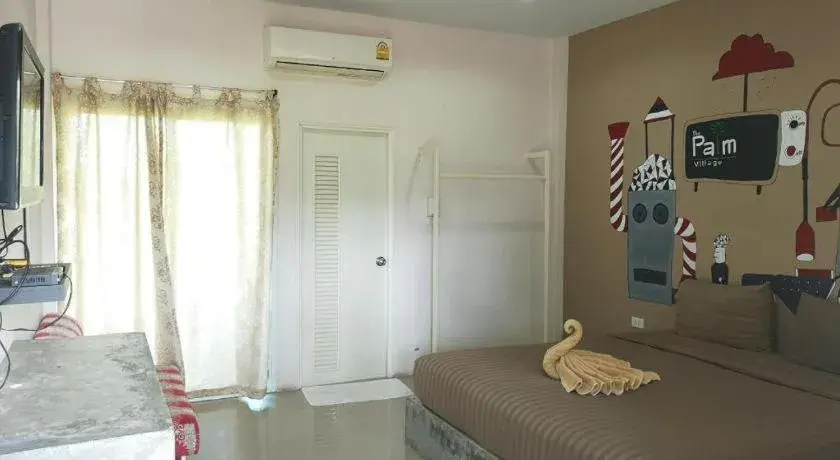 Bed in The Palm Village Bed in The Palm Village