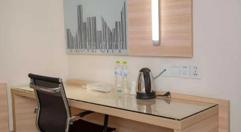 City Comfort Inn Yulin Wenhua Square Wanda Plaza