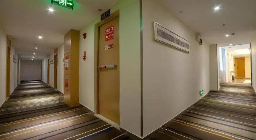 City Comfort Inn Yulin Wenhua Square Wanda Plaza City Comfort Inn Yulin Wenhua Square Wanda Plaza