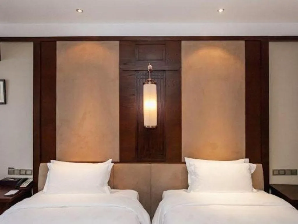 Bed in Yitel Collection Chengdu Kuanzhai Alley Chutian Junlin