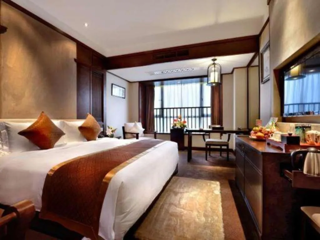 Bed in Yitel Collection Chengdu Kuanzhai Alley Chutian Junlin