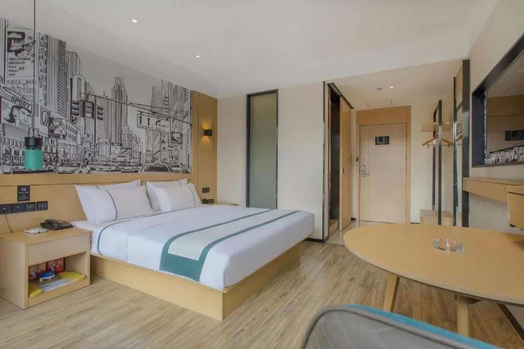 Bed in City Comfort Inn Wuhan Baibuting